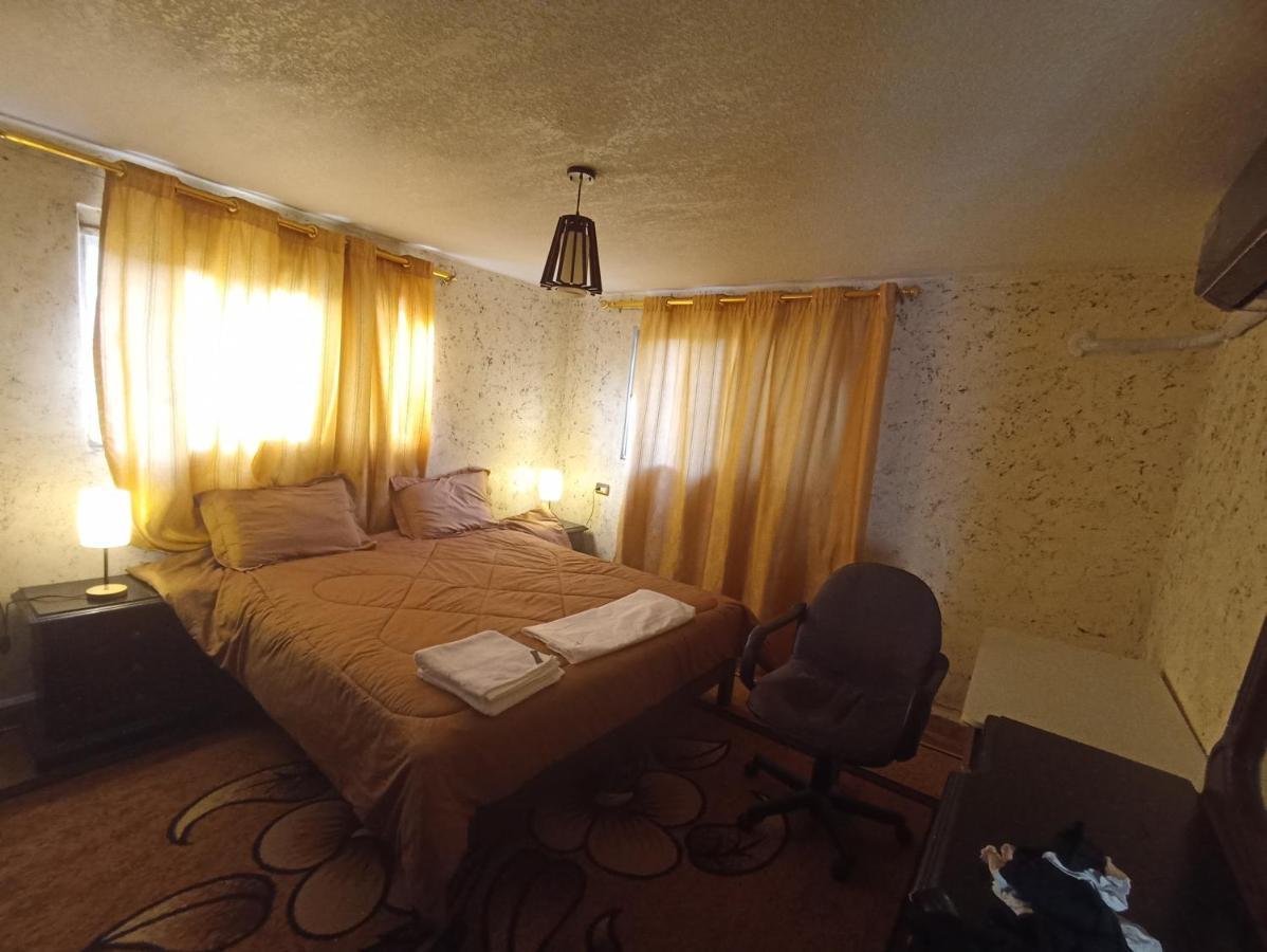 Mhna Guest House ‘Ajlūn Buitenkant foto